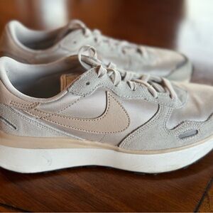 Nike Cream and White Athletic Shoes